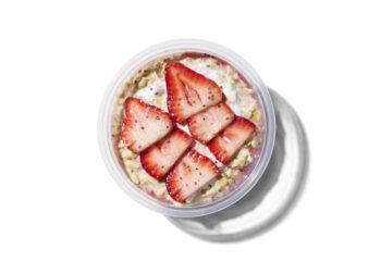 Strawberry and cream oats